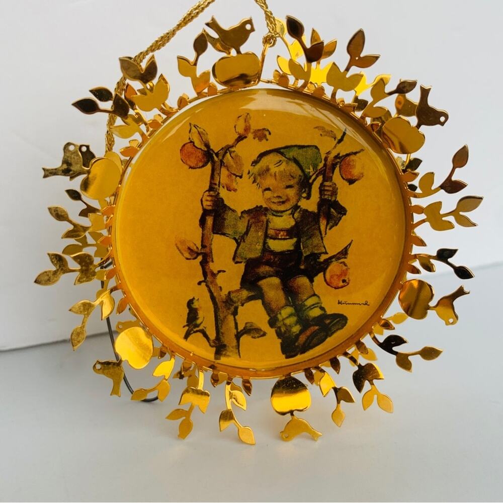 1986 Hummel Gold Ornament